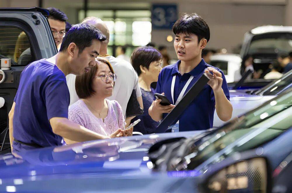 商圈营业额涨了……这个假期福州上大分!开元棋牌app游客增加、文创品卖爆、(图2) 商圈营业额涨了……这个假期福州上大分!开元棋牌app游客增加、文创品卖爆、(图2)